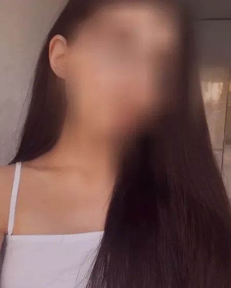 Bo, 23