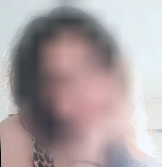Denise, 25