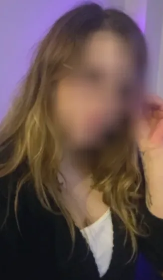 Esther, 26