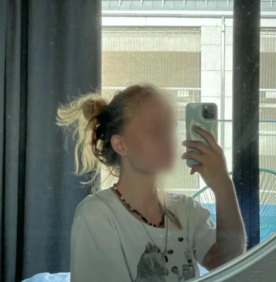 Iris, 19