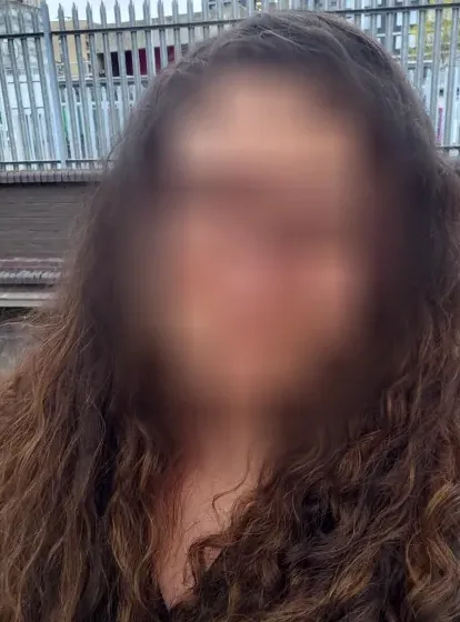 Laura, 36