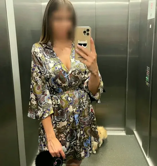 Leyla, 25