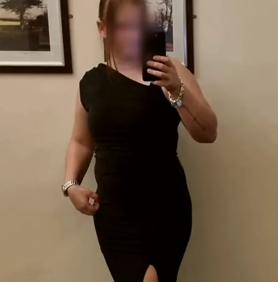 Mila, 37