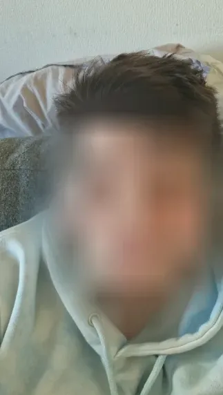 Naima, 25