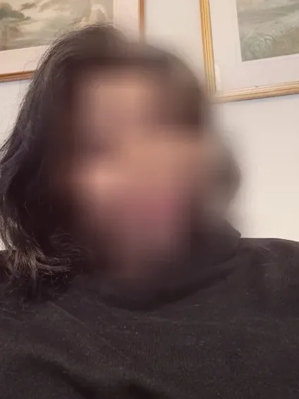 Sandra, 34